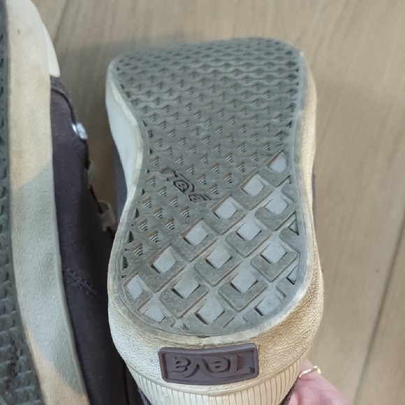Teva Canvas Sneakers - Picture 4 of 7